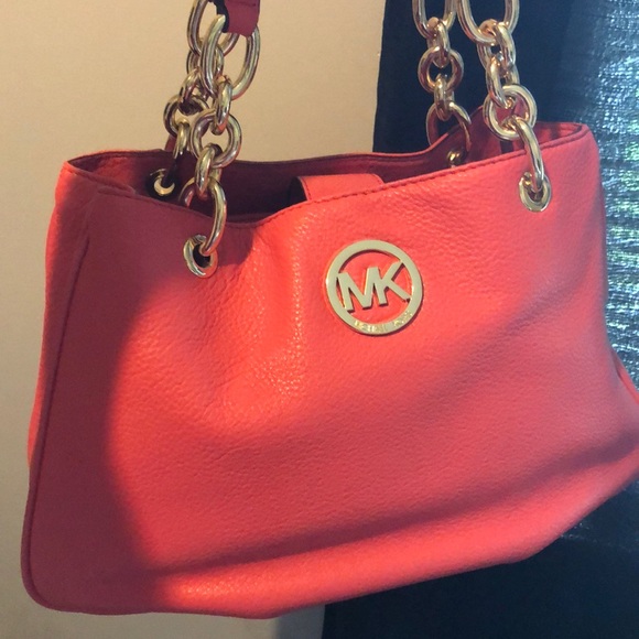 Pink MICHEAL KORS Set *small purse included * - Picture 1 of 5